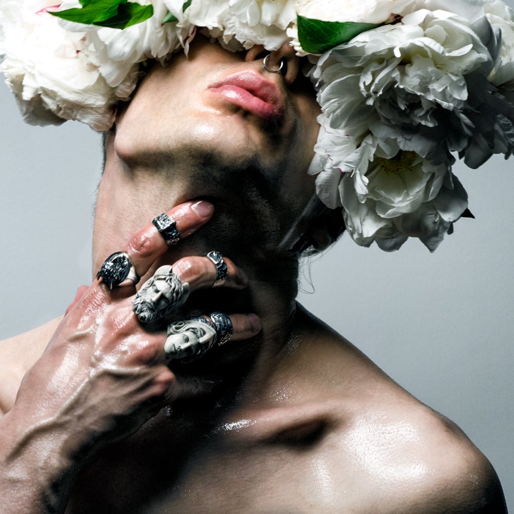 THEA III RING - Macabre Gadgets Store