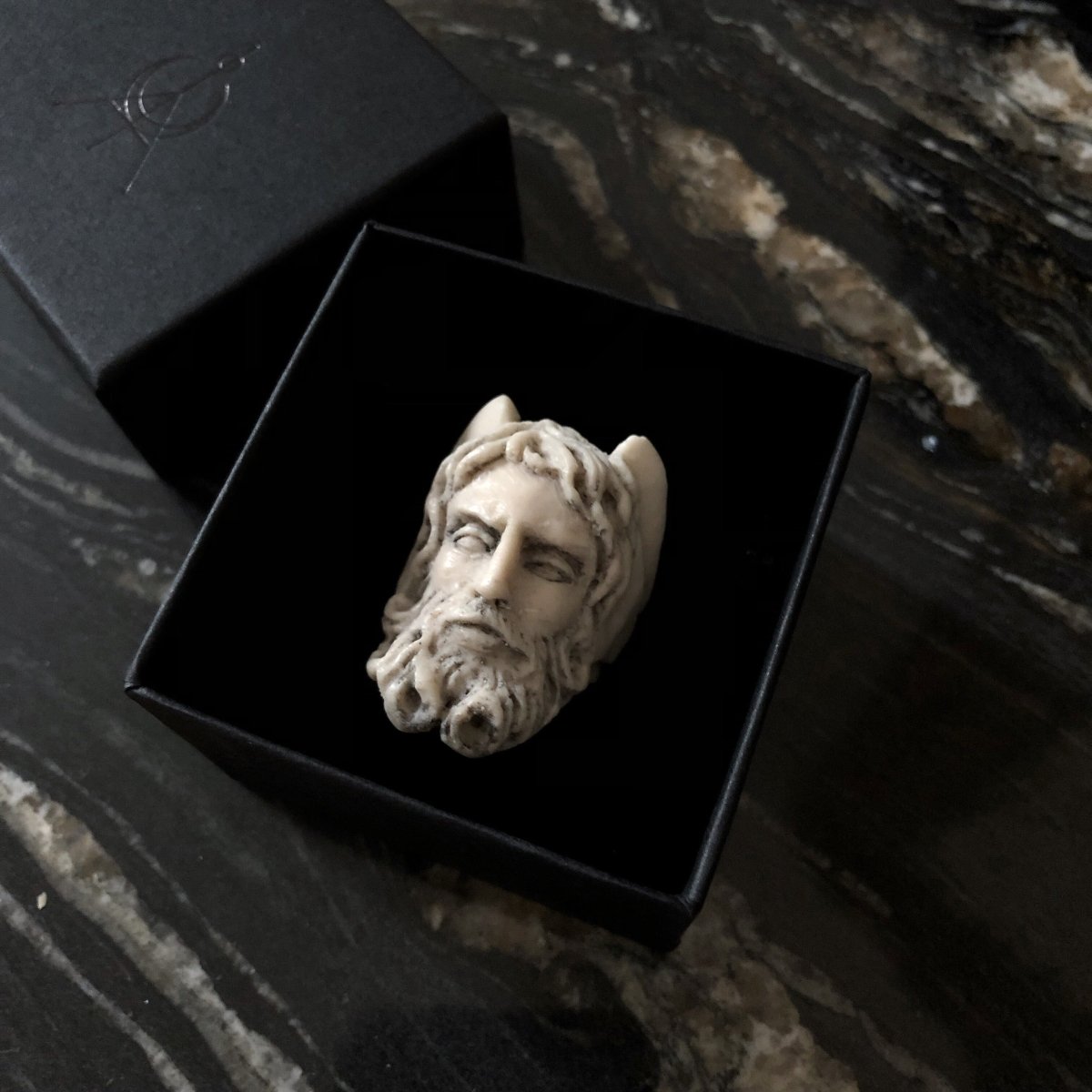 THEA III RING - Macabre Gadgets Store
