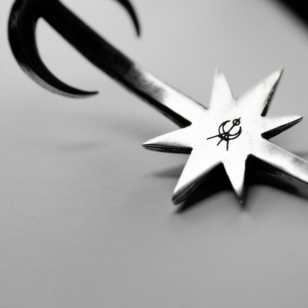 TWIN MOON CHOKER - Macabre Gadgets Store