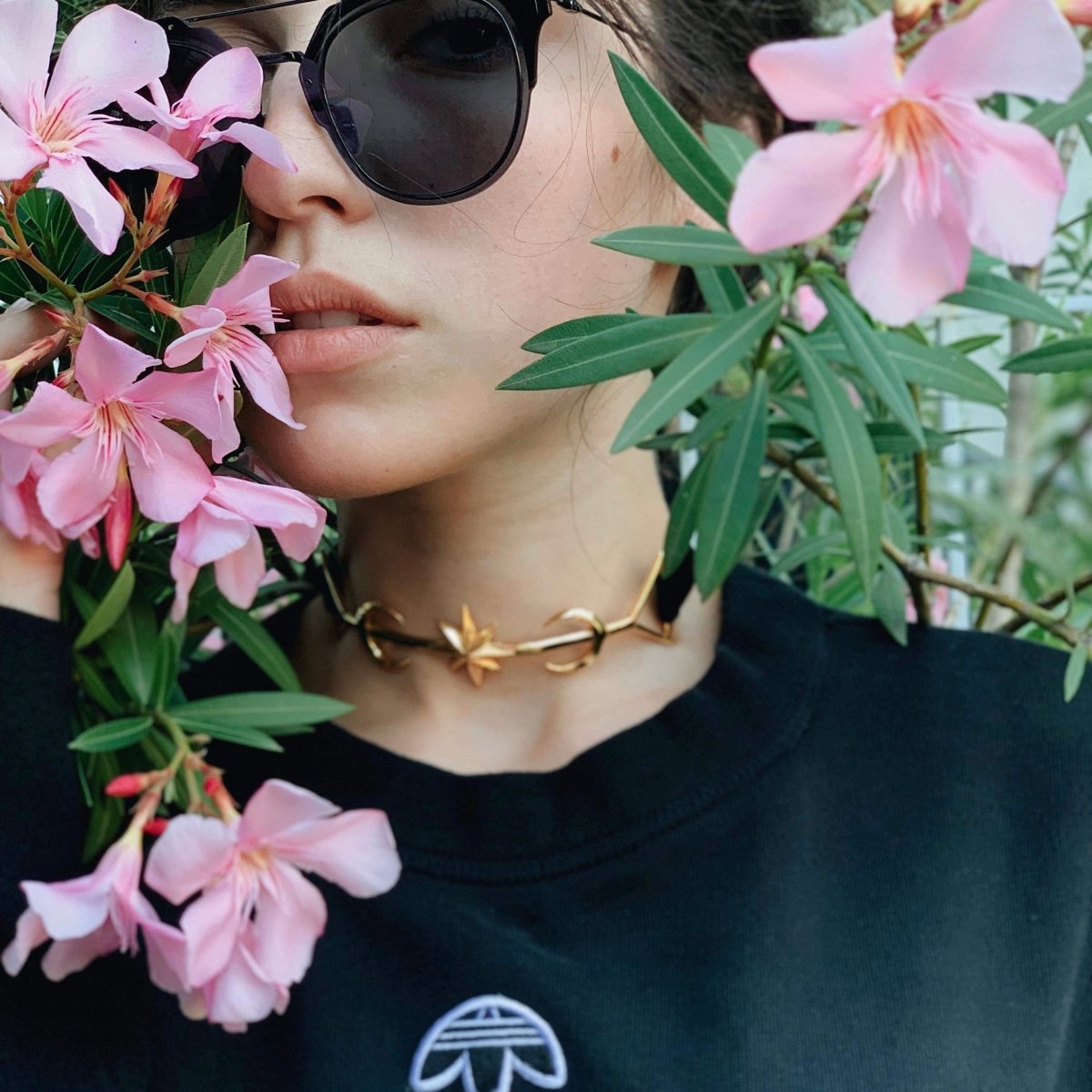 TWIN MOON CHOKER - Macabre Gadgets Store