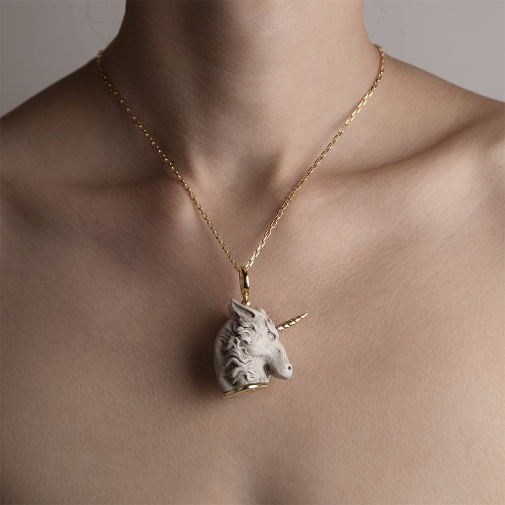 WHITE UNICORN PENDANT - Macabre Gadgets Store