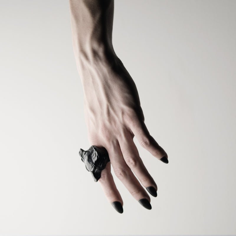 WOLF RING - Macabre Gadgets Store